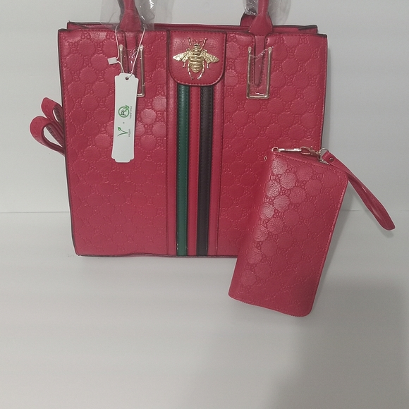 Queen Bee Stripe embossed monogram 3 in 1 handbag set - Picture 7 of 7